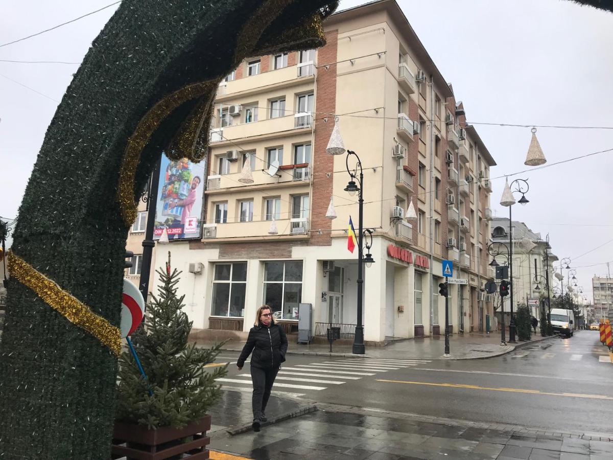 Sweet Cozy Ultracentral Craiova Exterior photo